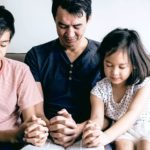 What’s the Purpose (and the Benefit) of Family Devotions?
